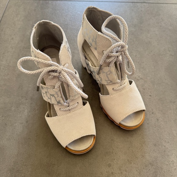 Sorel Joanie Lace Wedge Sandal - Picture 2 of 9